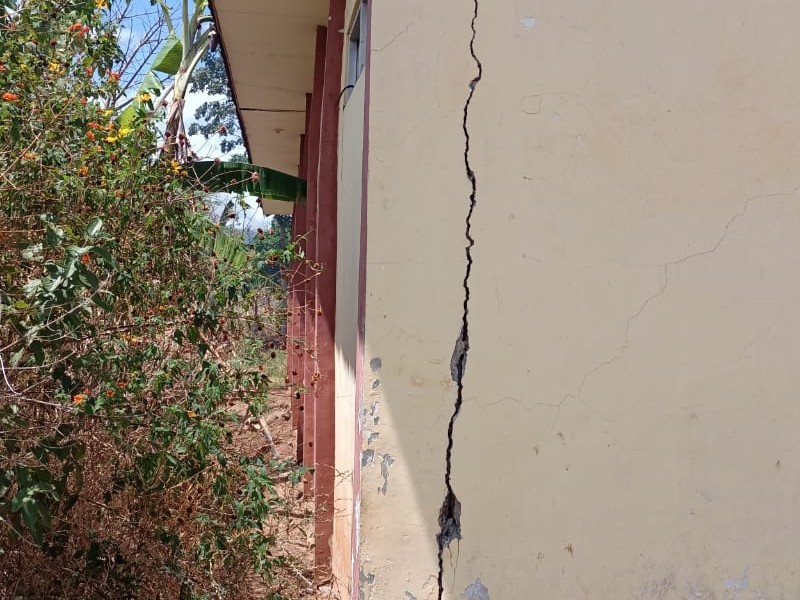 SEKOLAHKU TERDAMPAK GEMPA